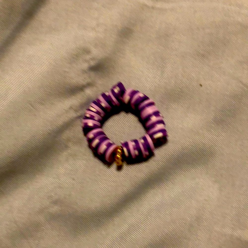 Clay bead ring